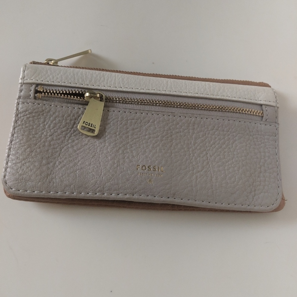 Fossil wallet gray and tan